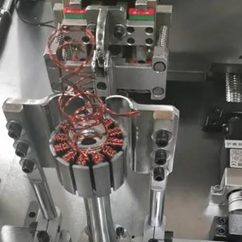 Stator wikkelende machine multi-streng